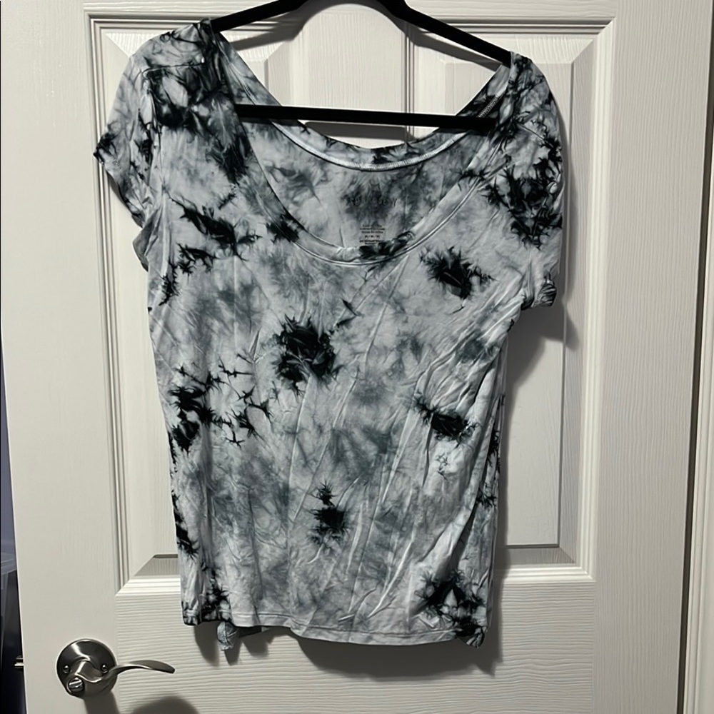 Women's Tie-Dye Black Grey White T-Shirt Top Lightning Sciencey Tee Soft & Sexy